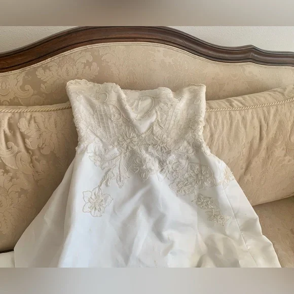Neiman Marcus | Dresses | Bride Wedding Dress Long White Satin Designed  With Lace Pearl Xs Neiman Marcus | Poshmark